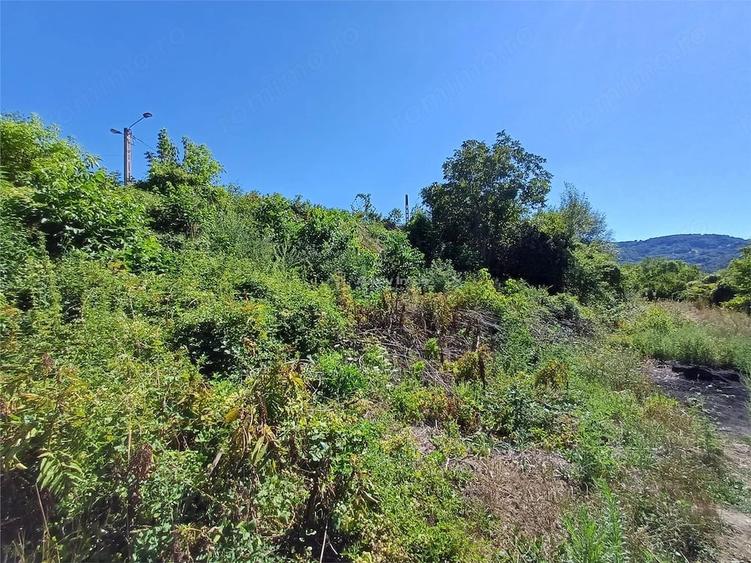 Teren de 473 mp, în Mociur