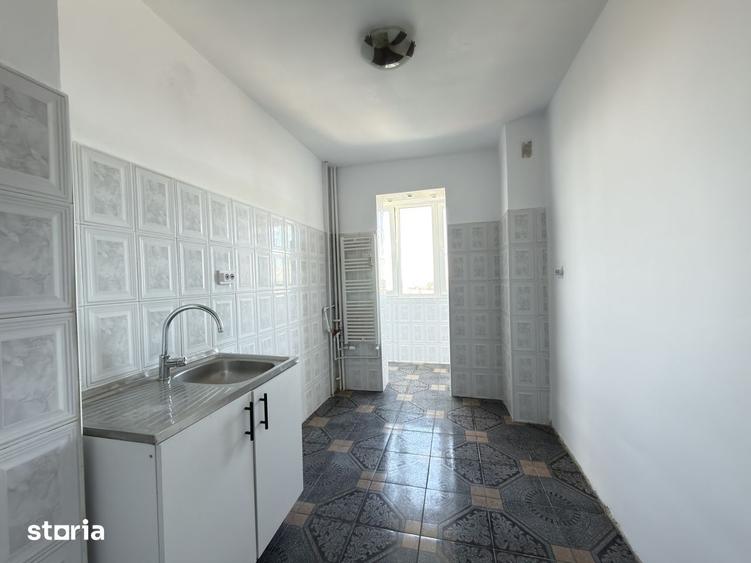 Apartament cu 3 camere decomandat în Șagului