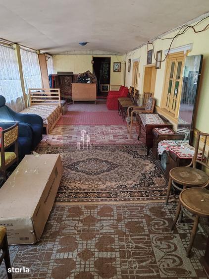 Casă cu 4 camere cu Teren 680 Mp în Comana
