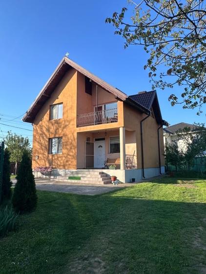 Casă individuală cu 4 camere cu Canalizare în Gilău