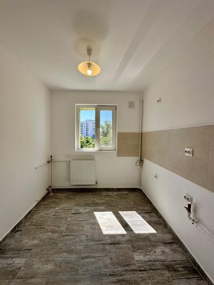 Apartament cu 2 camere semidecomandat în Tudor Vladimirescu