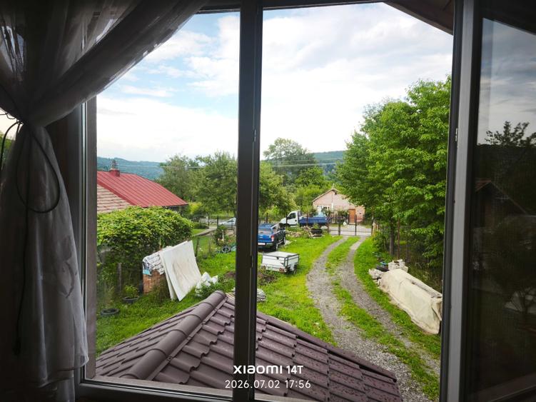 Casă cu 4 camere în Brebu