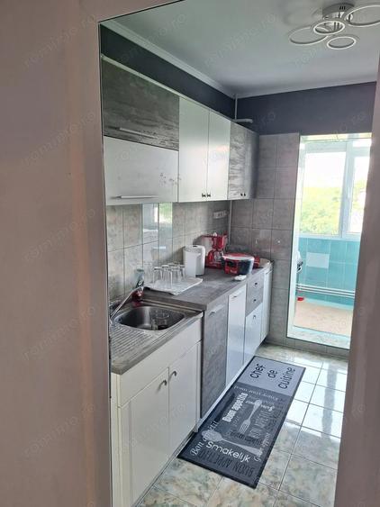 Apartament cu 2 camere decomandat, mobilat în Micro 17