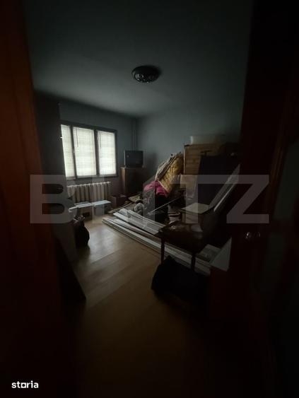 Apartament cu 4 camere decomandat în Tunari
