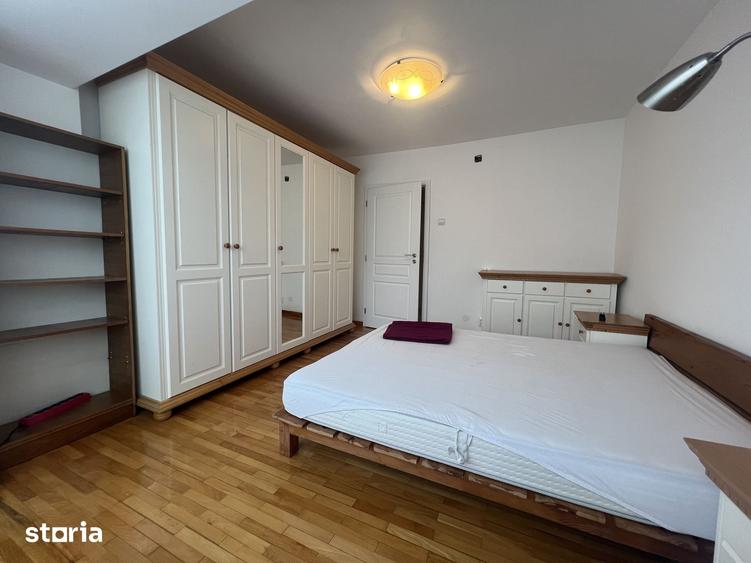 700, Bd.Unirii, decomandat, etaj 1 - 2