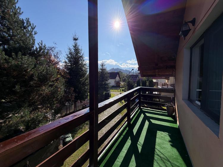 Casă cu 6 camere cu Canalizare în Bran