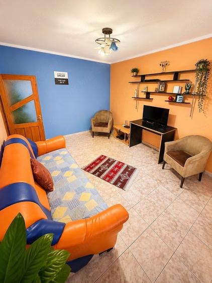 Apartament cu 2 camere decomandat în Radu Negru