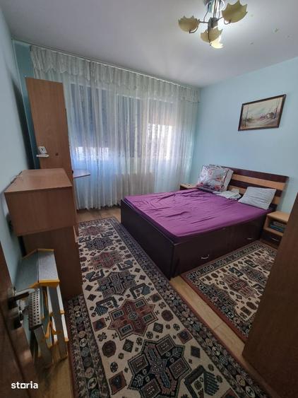 Apartament cu 2 camere semidecomandat în Onești