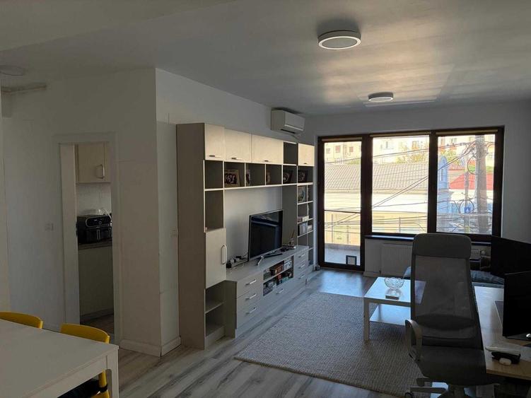 Apartament 3 cam in bloc nou, central, cu garaj la demisol, priza de incarcare masina - 1