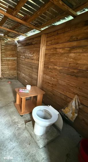 Casă cu 2 camere cu Teren 1029 Mp în Răsuceni