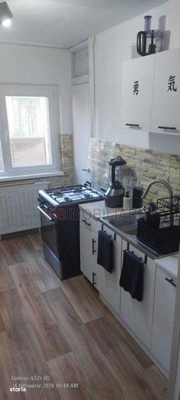 Apartament cu 2 camere semidecomandat, mobilat în Fabric