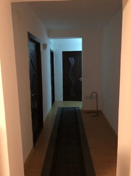 Vând apartament 4 camere Tomis Nord-Ciresica - 3