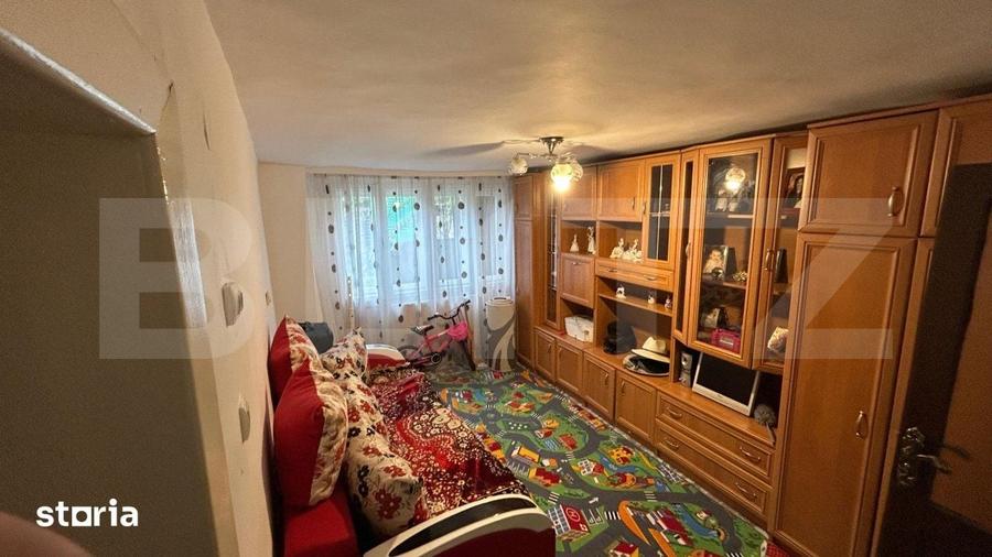 Casă cu 4 camere cu Teren 300 Mp în Central