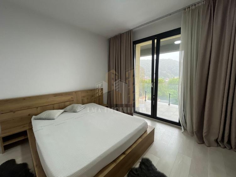 Apartament cu 3 camere decomandat în Brașovul Vechi