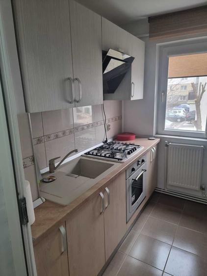 Apartament cu 2 camere decomandat în Exterior Vest