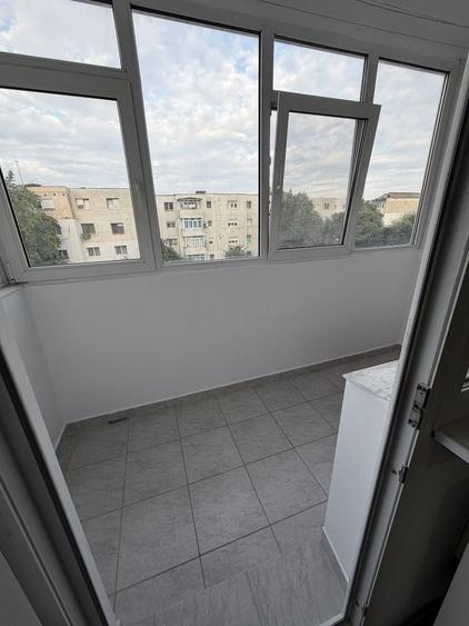 Garsonieră decomandată în Nord
