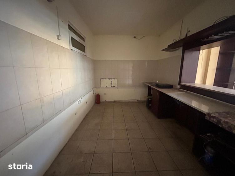 Spațiu comercial, de 145 mp, în Mărăței