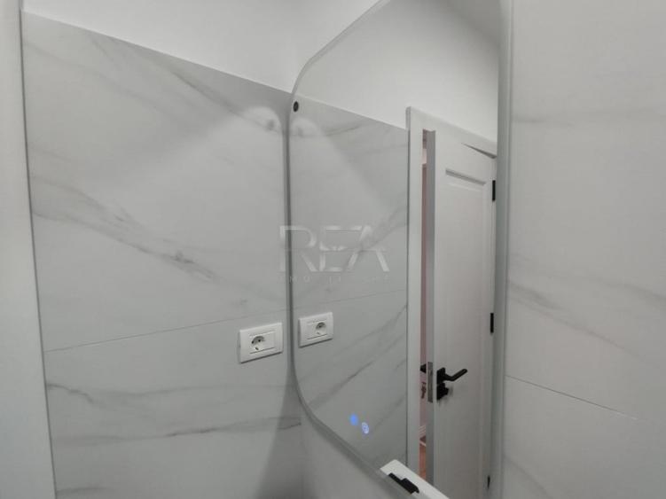Apartament cu 3 camere decomandat în Regina Elisabeta