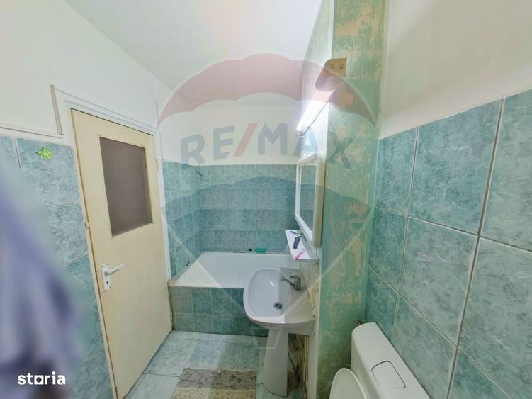 Apartament cu 2 camere, mobilat în Central