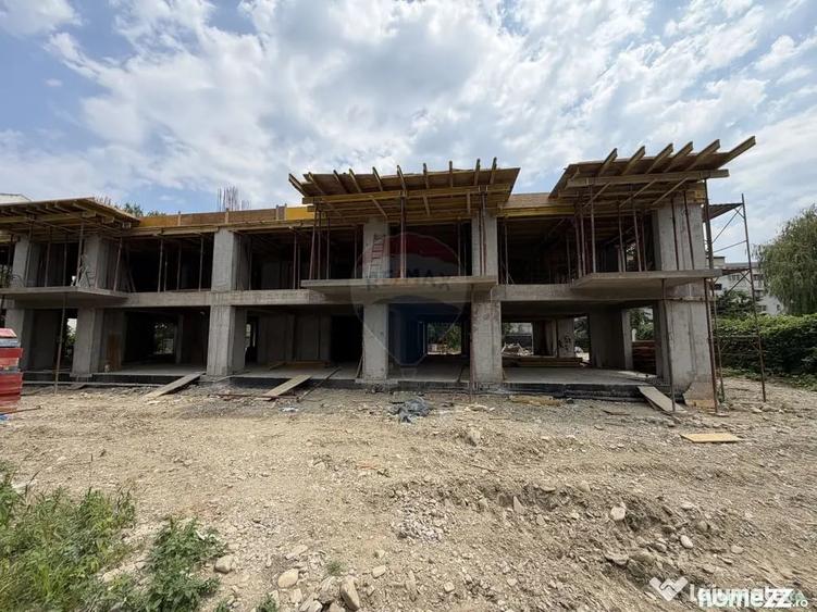 Apartament cu 2 camere decomandat în Sud