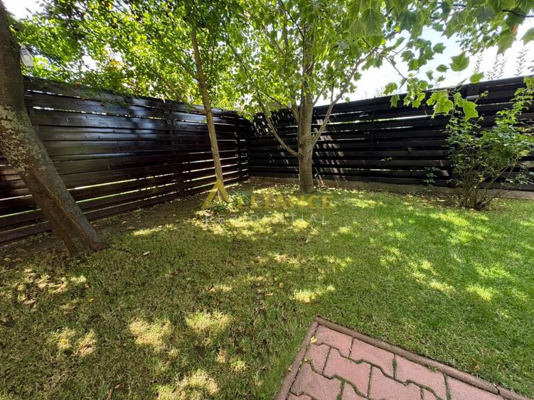Casă cu 4 camere cu Teren 300 Mp în Glina