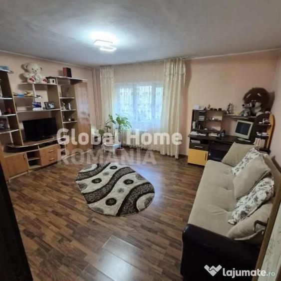 Apartament cu 3 camere decomandat în Decebal