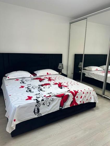 Casă individuală cu 4 camere cu Canalizare în Central
