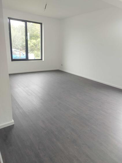 Casă cu 3 camere în Dancu