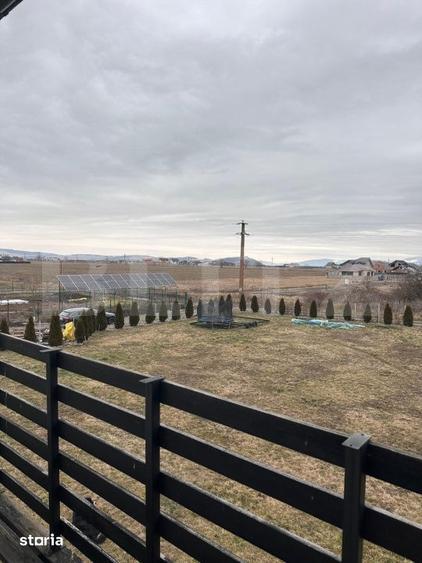 Casă cu 7 camere cu Teren 1350 Mp în Sânpetru