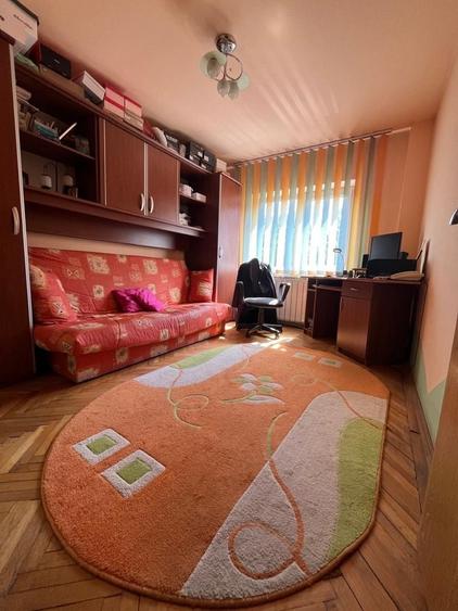 Apartament 3 camere decomandat | 65,5 mp utili + 2 balcoane | Etaj 1 | Dr. Hacman- Calea lui Traian - 1