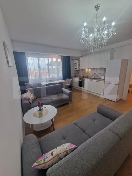 Apartament cu 3 camere decomandat, mobilat în Central