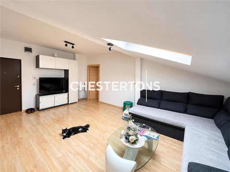 Apartament cu 2 camere semidecomandat în Prelungirea Ghencea