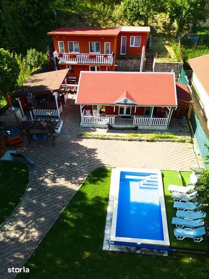 Casă cu 5 camere cu Teren 1582 Mp în Feleacu
