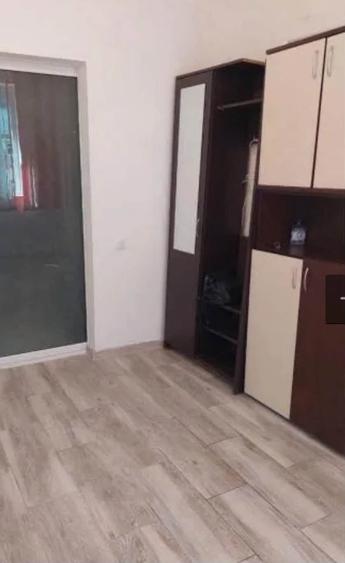 Garsonieră semidecomandată în CET