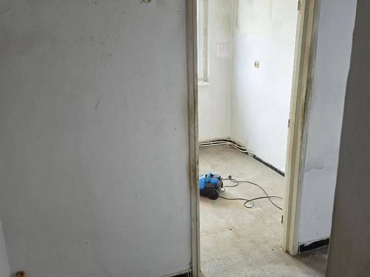 Apartament cu 2 camere semidecomandat în Fălticeni
