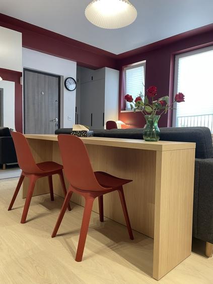 Apartament cu 2 camere semidecomandat, mobilat în Chinteni
