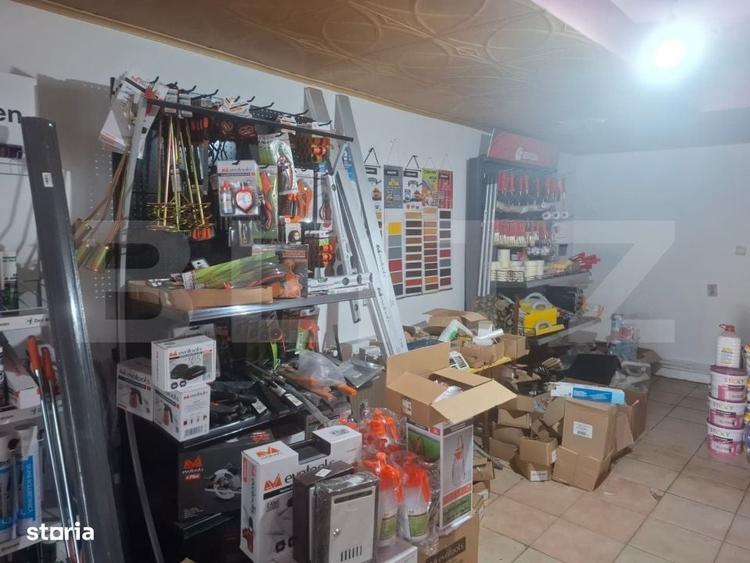 Spațiu comercial, de 200 mp, în Glod