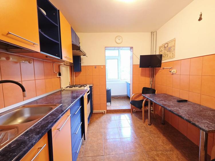 Apartament 2 camere Mazepa 2 etajul 2 CT Ac mobilat si utilat - 4