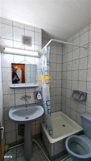 Apartament cu 4 camere decomandat în Zorilor