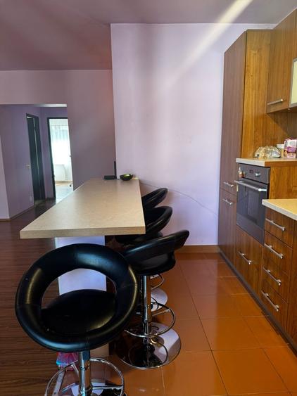 Ap 2 cam Floresti - 350 Euro - 2