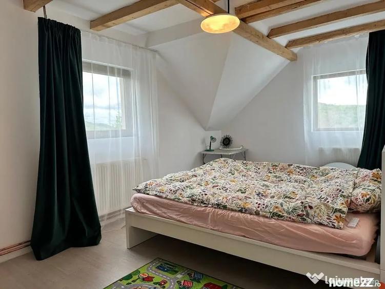 Casă cu 5 camere cu Teren 3029 Mp în Central