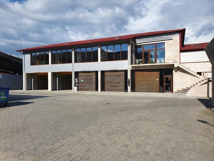 Spațiu comercial, de 400 mp, în Central