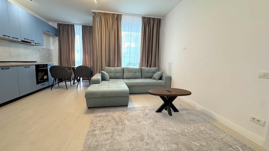 Apartament cu 2 camere semidecomandat, mobilat în Pipera
