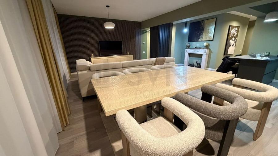 Apartament cu 4 camere decomandat în Pipera