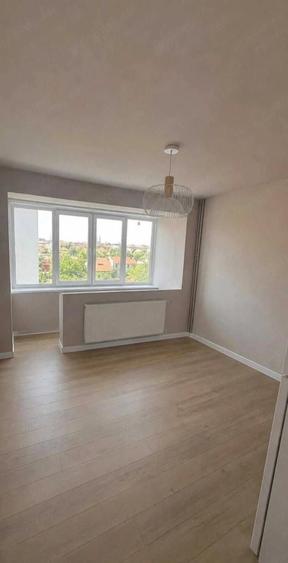 Apartament cu 2 camere decomandat în Olimpia-Stadion