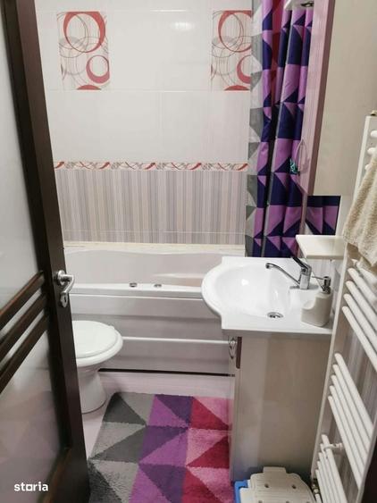 Apartament cu 3 camere în Brădet