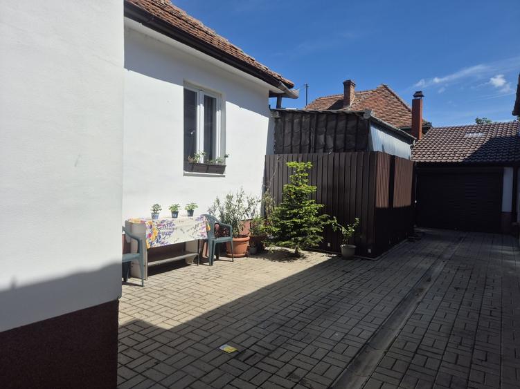 Casă cu 2 camere în Piața Cluj