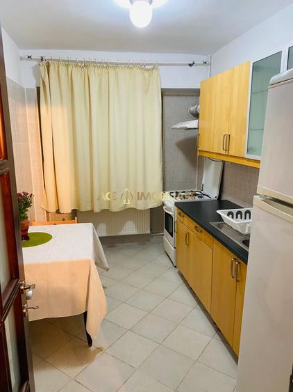 Apartament cu 2 camere semidecomandat, mobilat în Moșilor