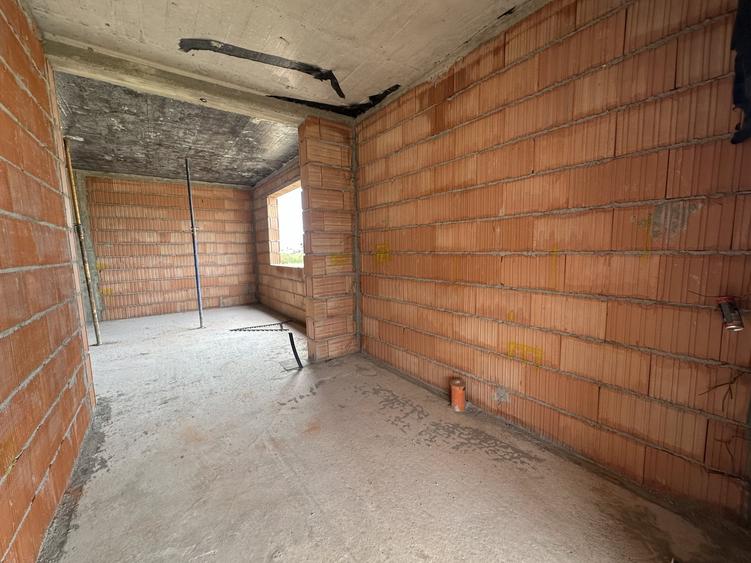Duplex pe parter | 3 camere | 2 bai | Pod mansardabil | Mosnita Noua - 8