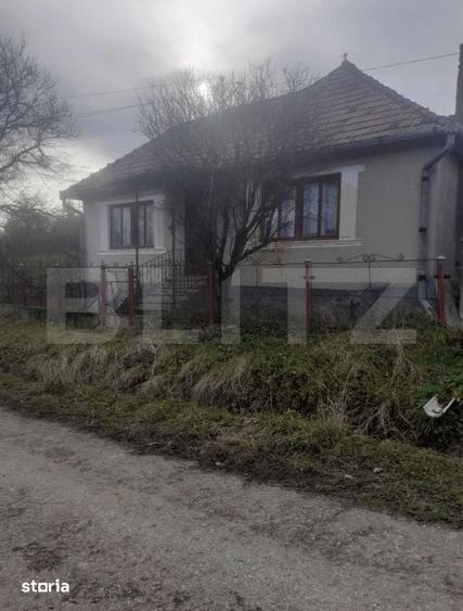 Casă cu 4 camere cu Teren 1922 Mp în Central